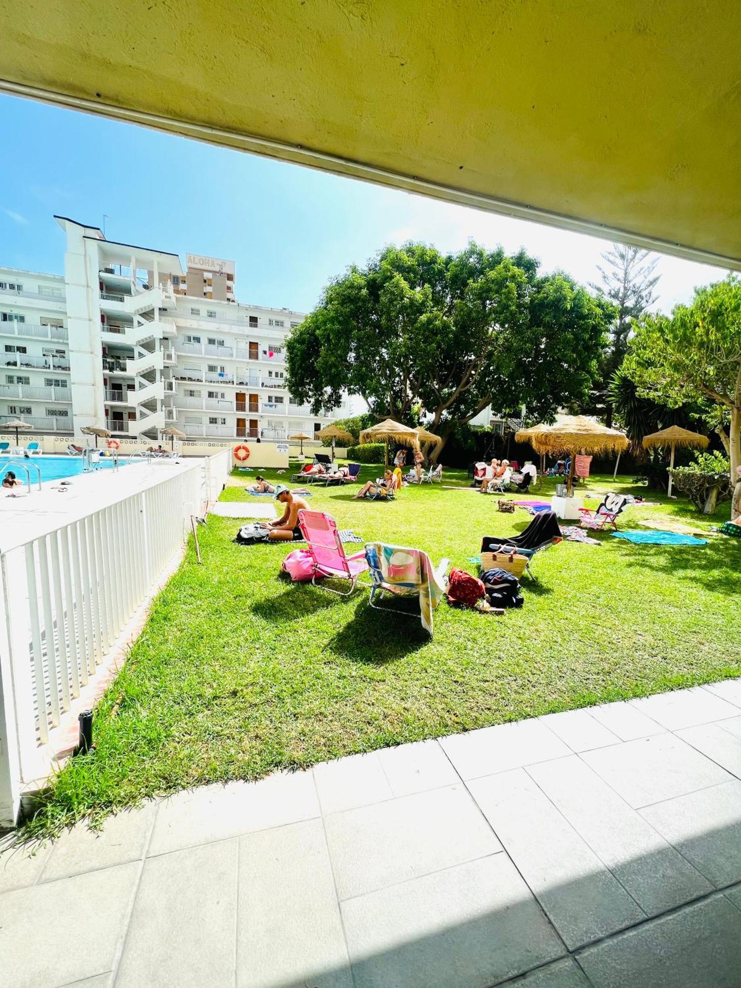 Torremolinos Carihuela Nucleo Cristal Appartement Buitenkant foto