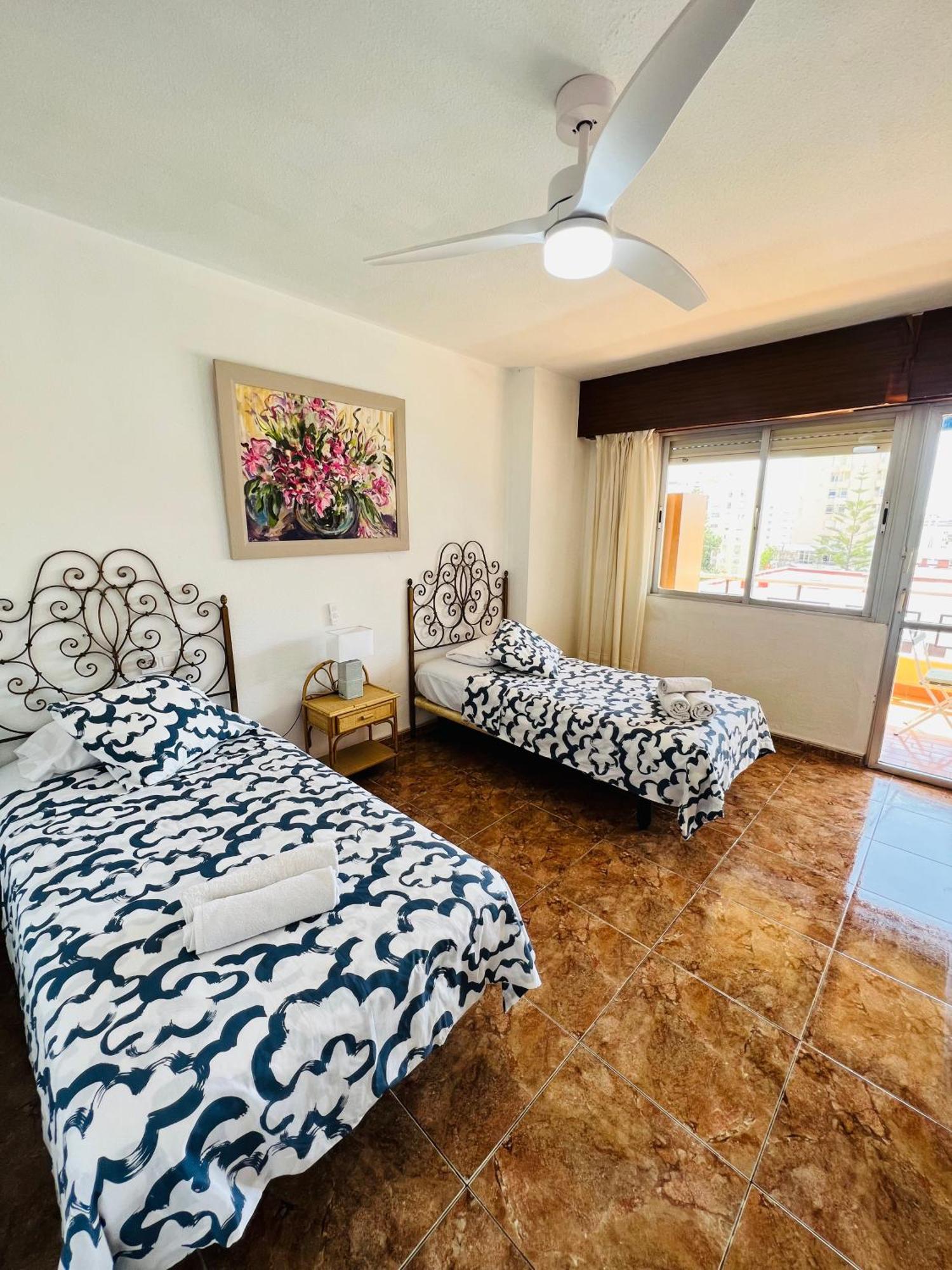 Torremolinos Carihuela Nucleo Cristal Appartement Buitenkant foto